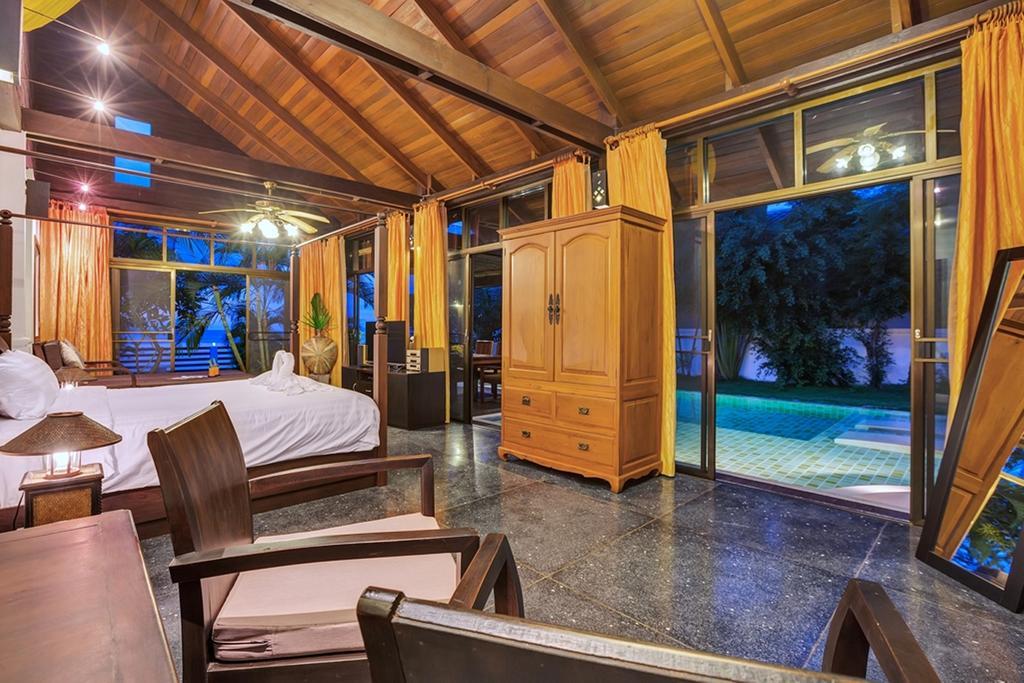 Emerald Sands - Beach Front 4 Bed Pool Villa Ко Самуи Стая снимка